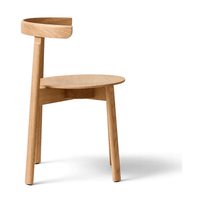 Lunar stoel, Eikenhout Form & Refine