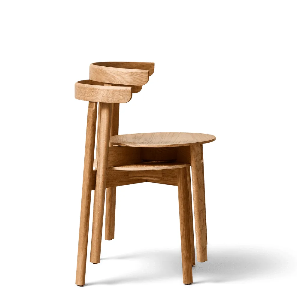 Lunar stoel, Eikenhout Form & Refine
