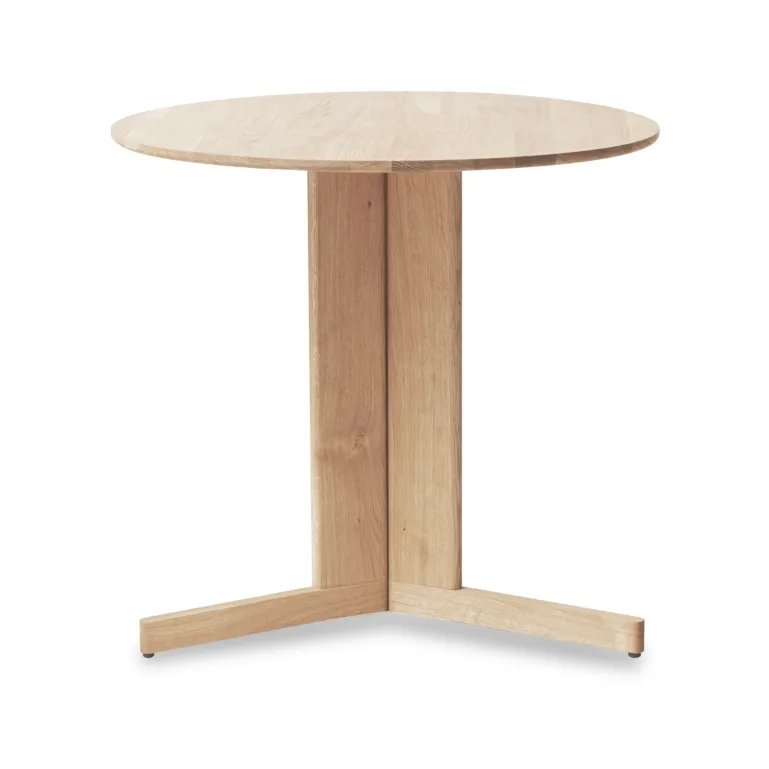 Trefoil eettafel Ø75 cm, Wit eiken Form & Refine