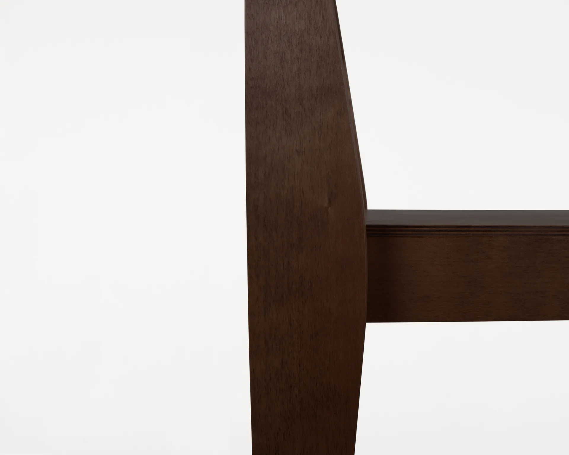 Chair 01 stoel, Donkerbruin berkenhout FRAMA