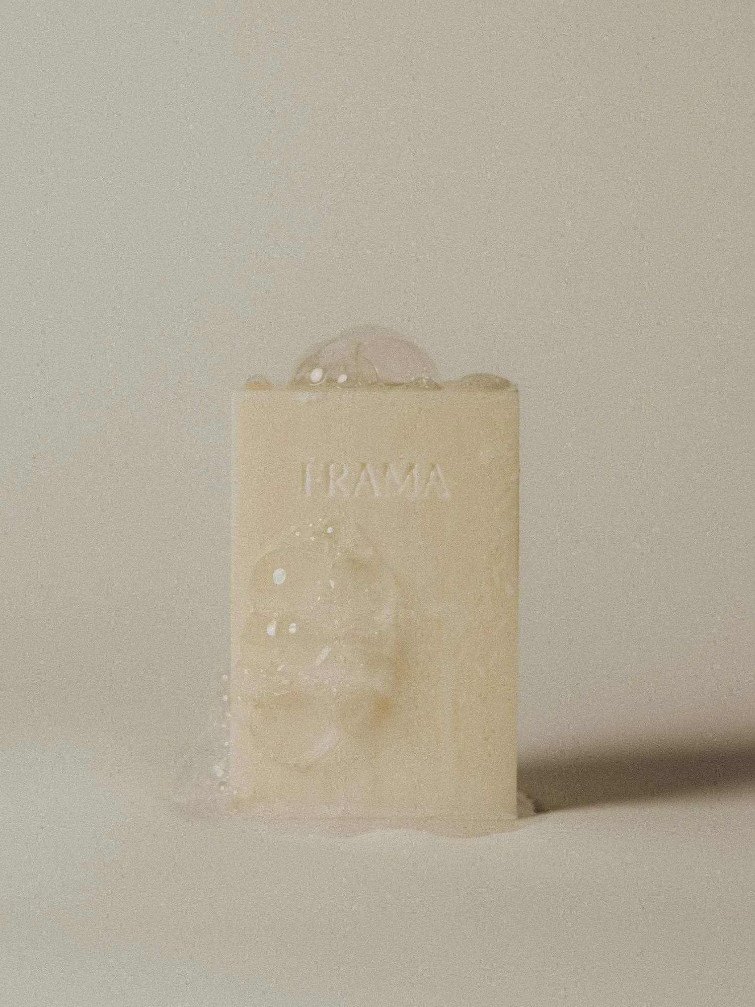FRAMA vaste zeep 250 g, Columnae FRAMA