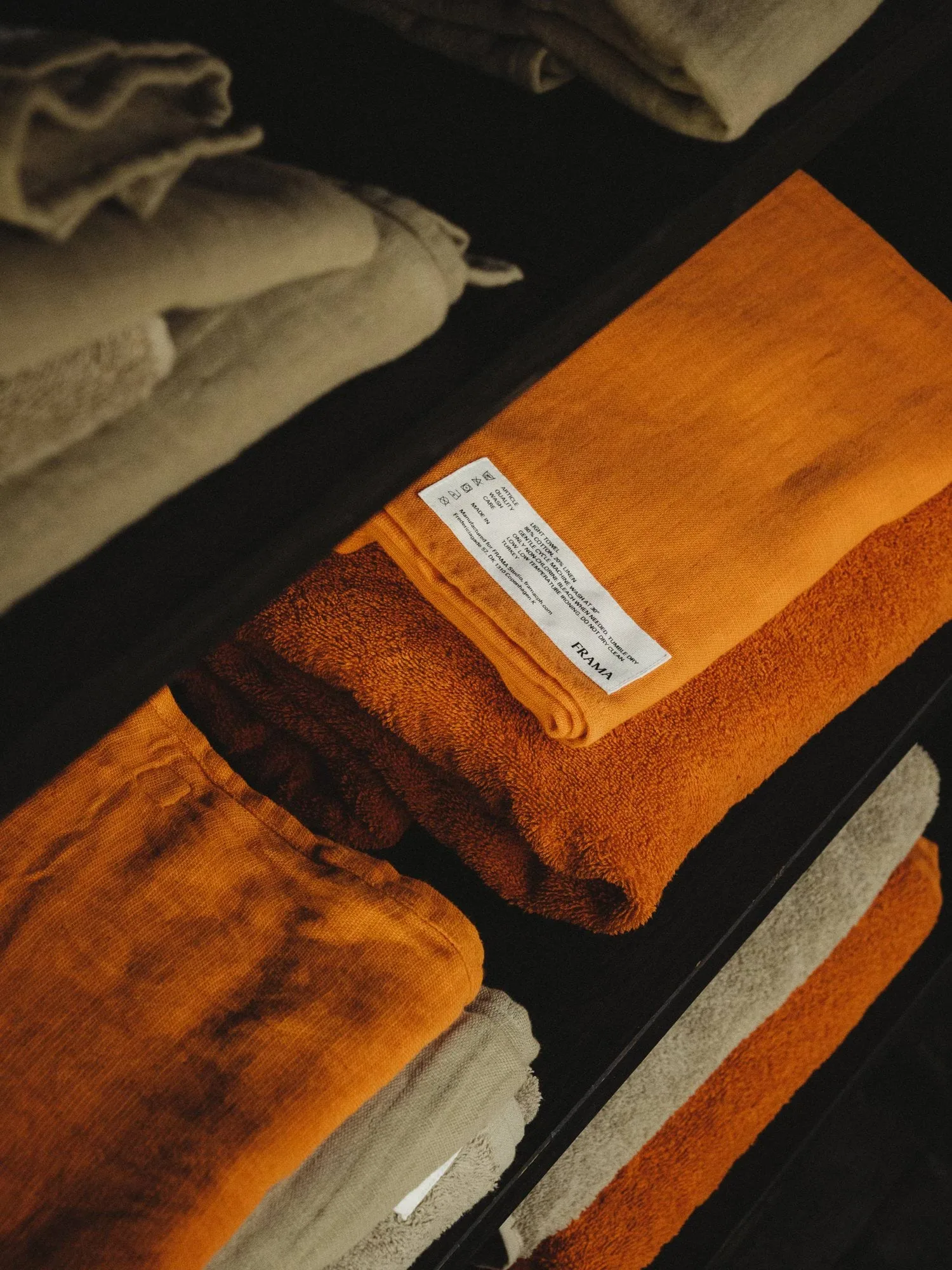 Light Towel badlaken 150x100 cm, Burnt orange (orange) FRAMA