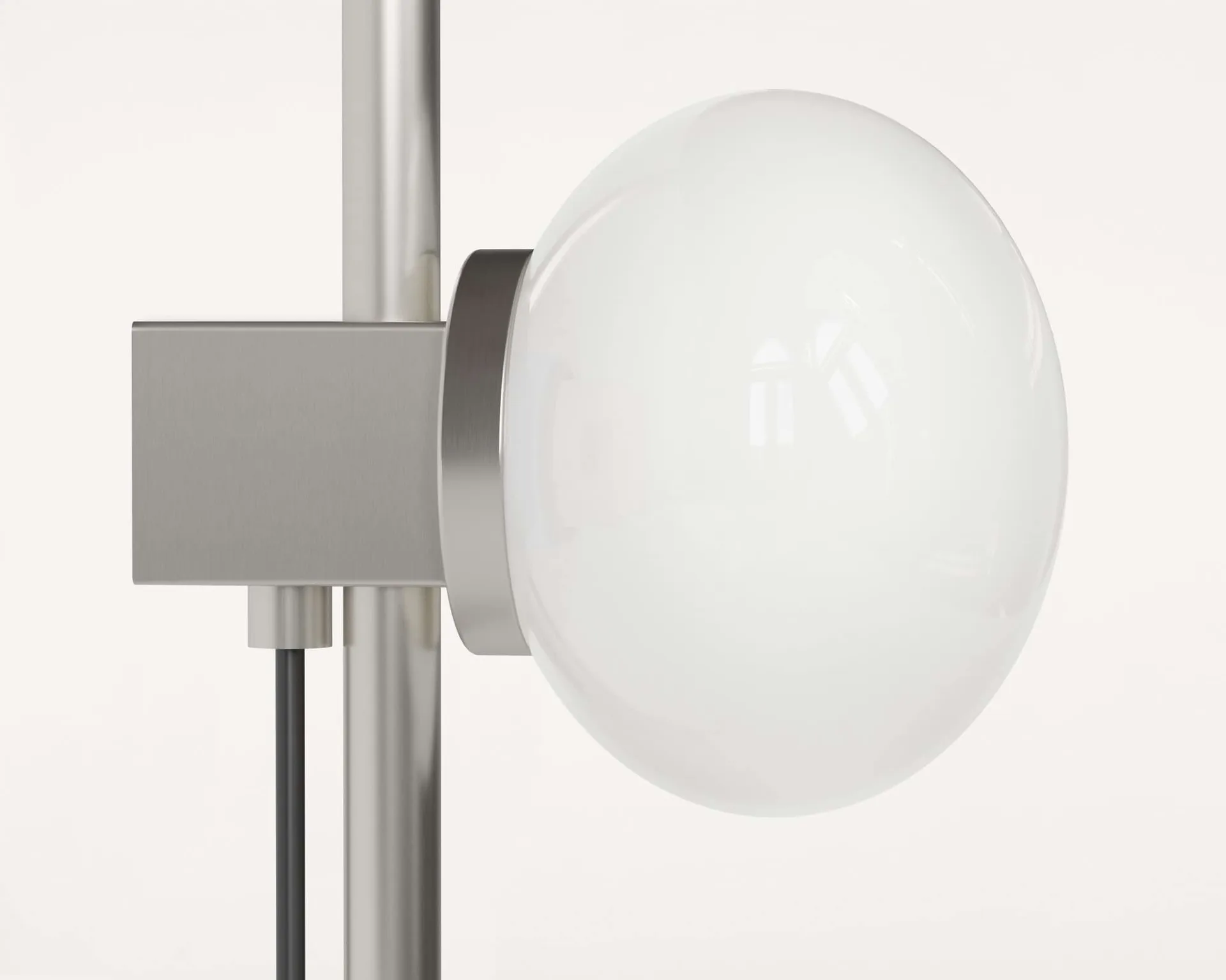 Ovoid Single wandlamp, Roestvrij staal-opaalglas FRAMA