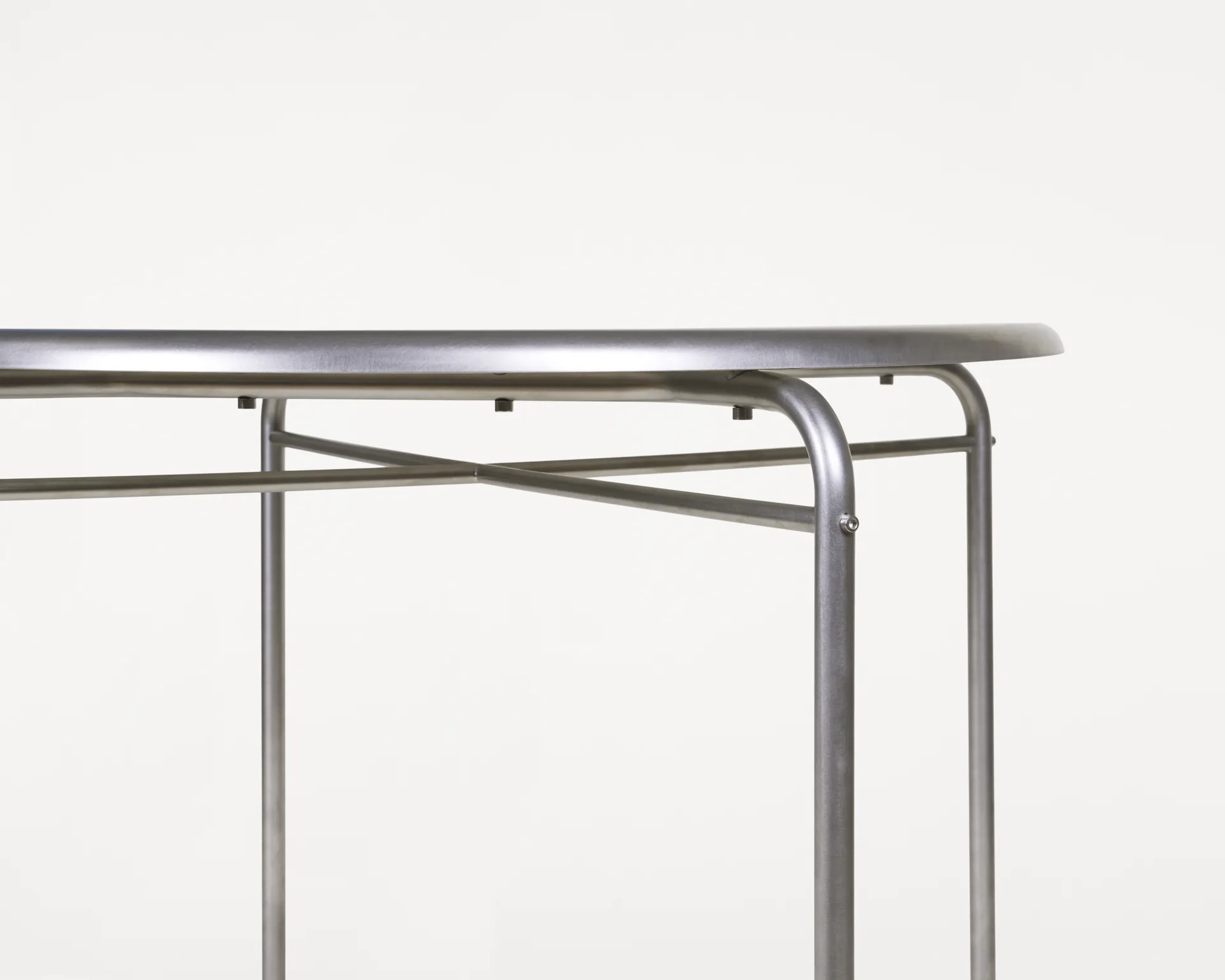Petit Rond tafel, Roestvrij staal, Ø90x73 cm FRAMA