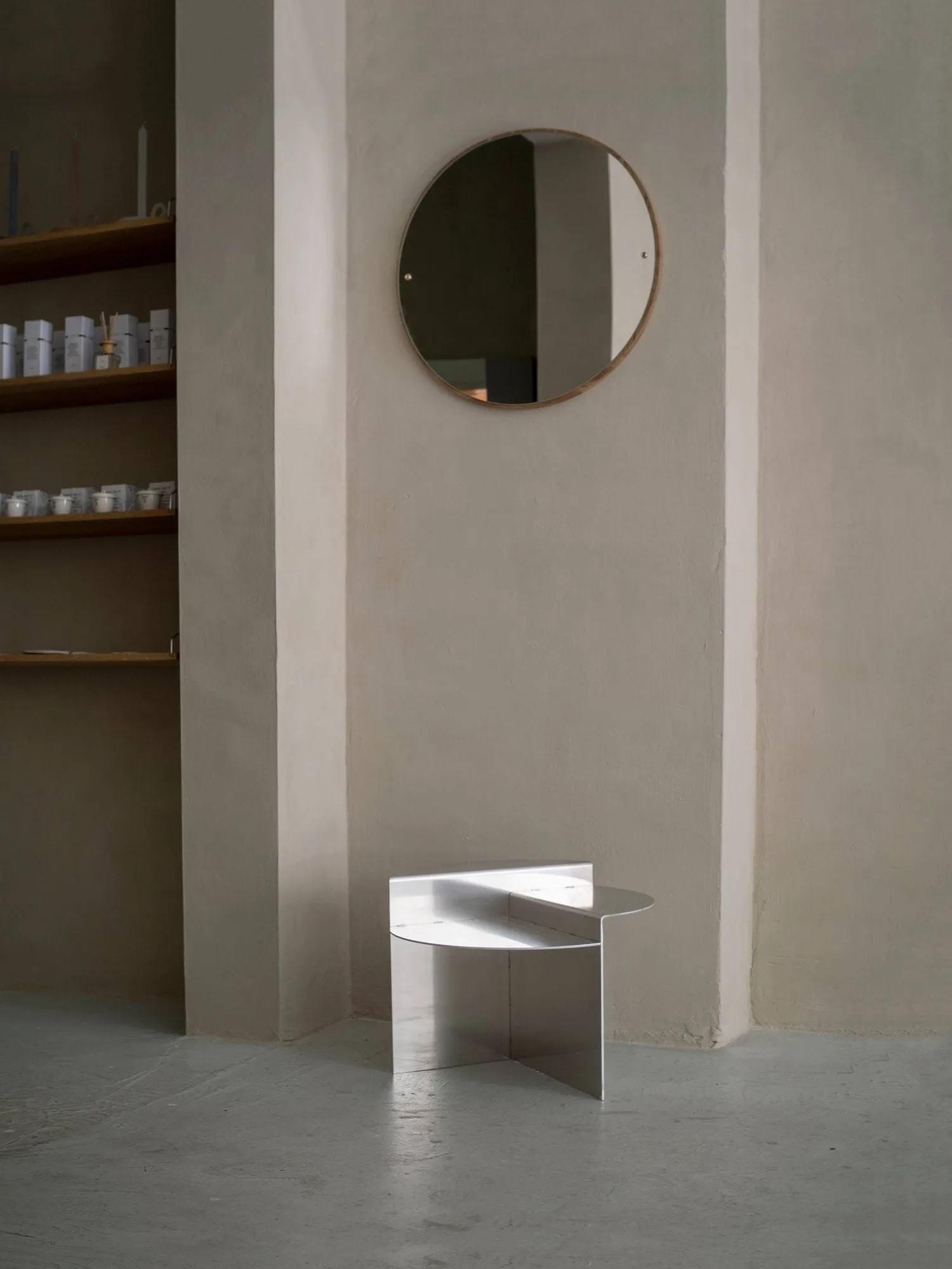 Rivet bijzettafel, Aluminium, Ø51,3x40 cm FRAMA