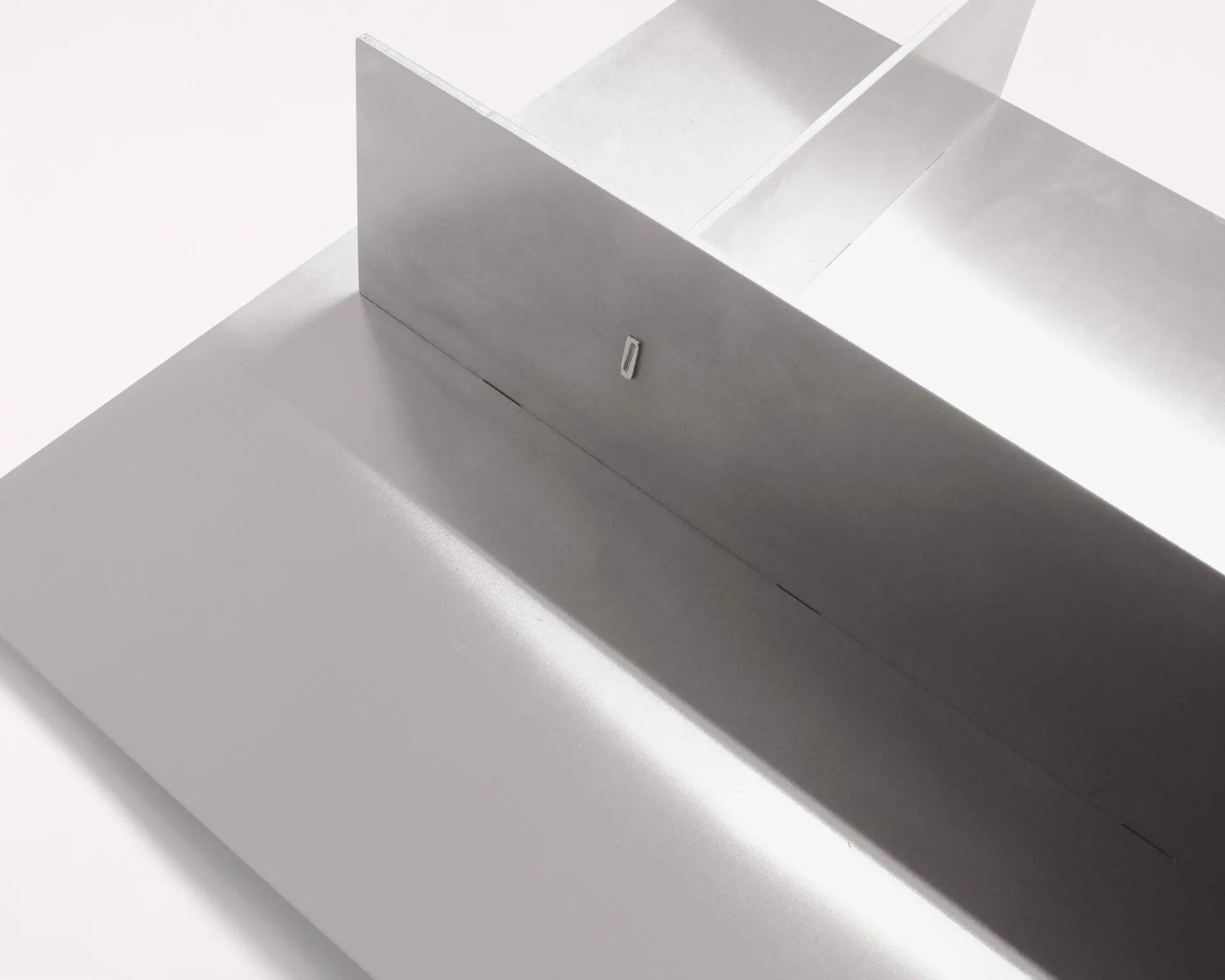 Rivet Typecase wandplank, Aluminium, 44,6x44,6x16,1 cm FRAMA