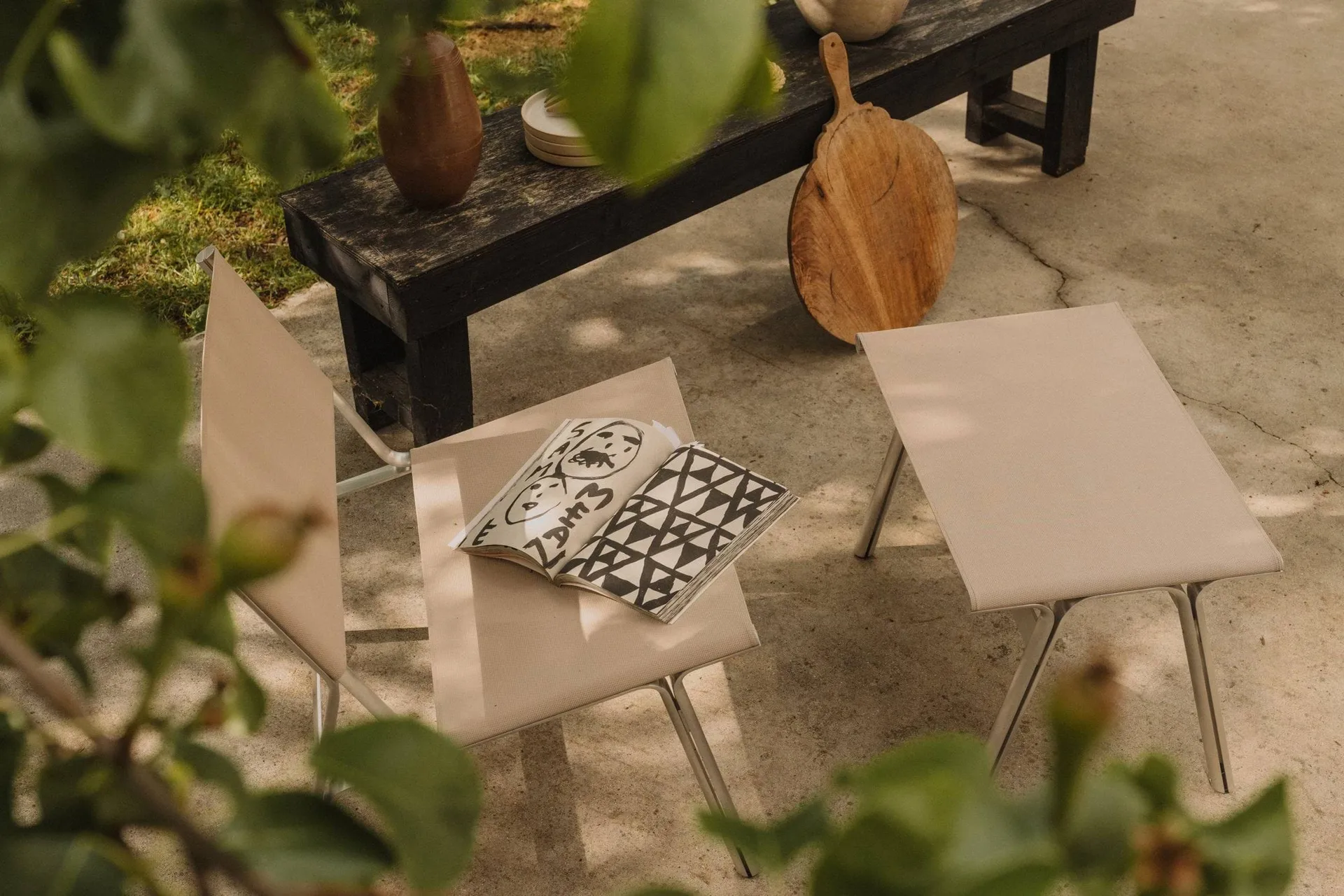 Union loungestoel, Aluminium-Sandstone Mesh FRAMA
