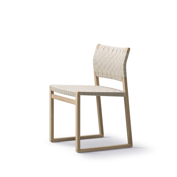 BM61 stoel - Geflochtene naturel-geoliede eiken standaard - Fredericia Furniture