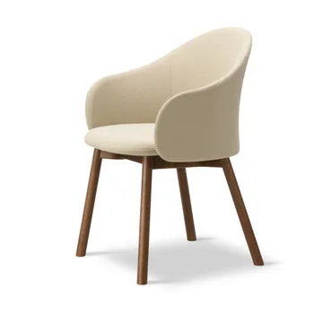 Gomo Armchair fauteuil houten onderstel - Mylla 221-rookgebeitst gelakt eiken - Fredericia Furniture