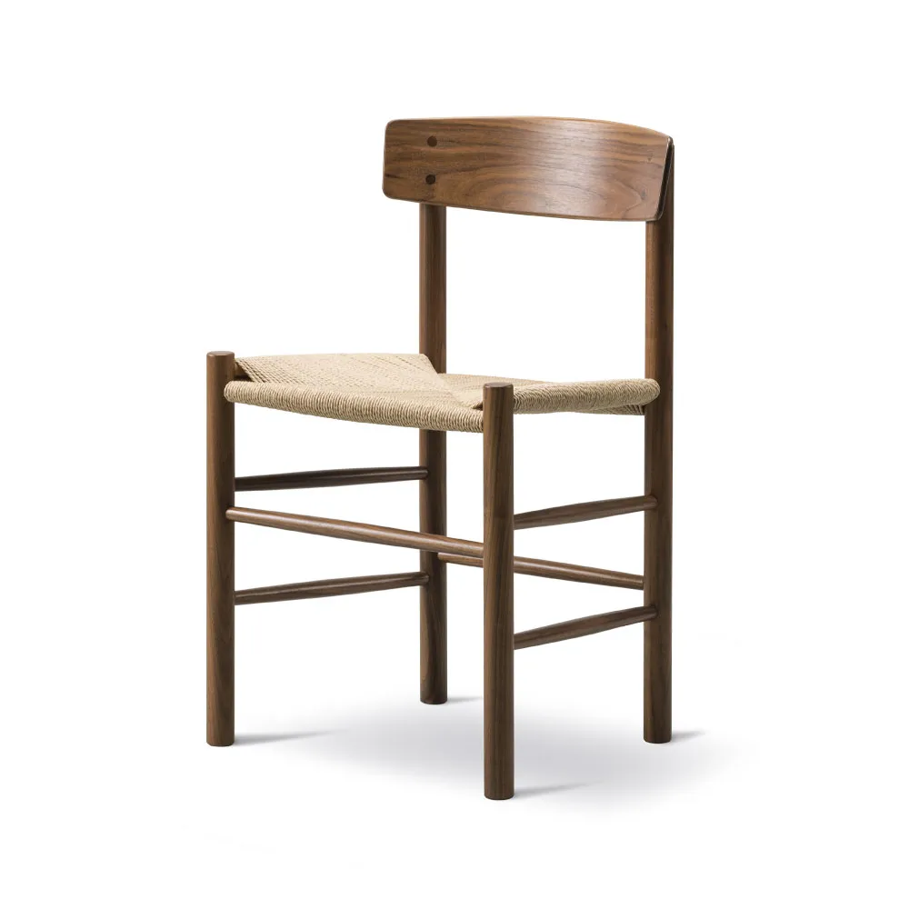 J39 stoel, Oliebehandeld walnoot-gevlochten naturel Fredericia Furniture