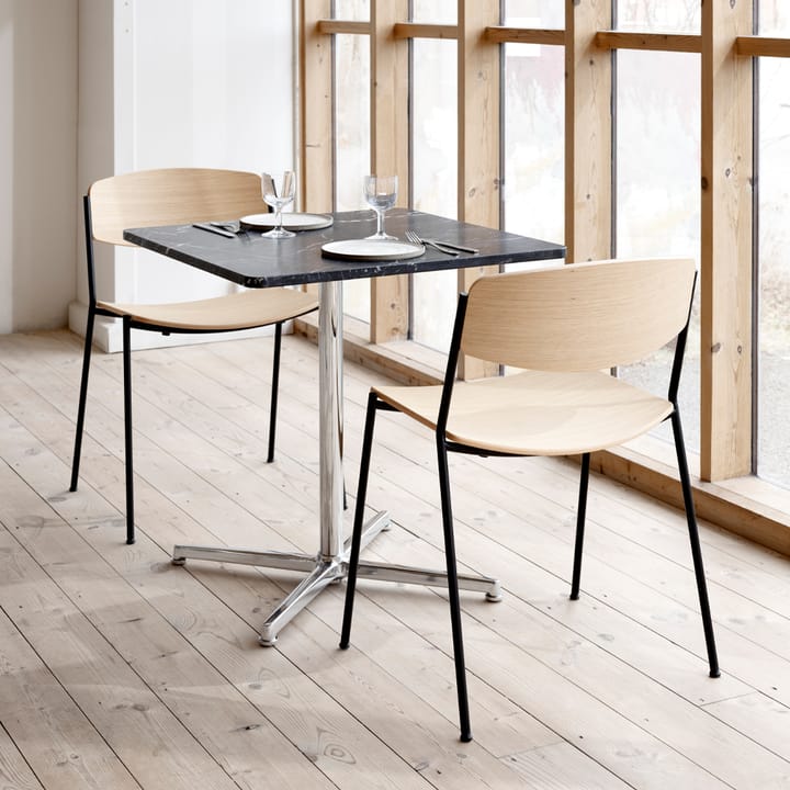 Lynderup 3080 stoel, Rood esdoorn-zwart stalen frame Fredericia Furniture