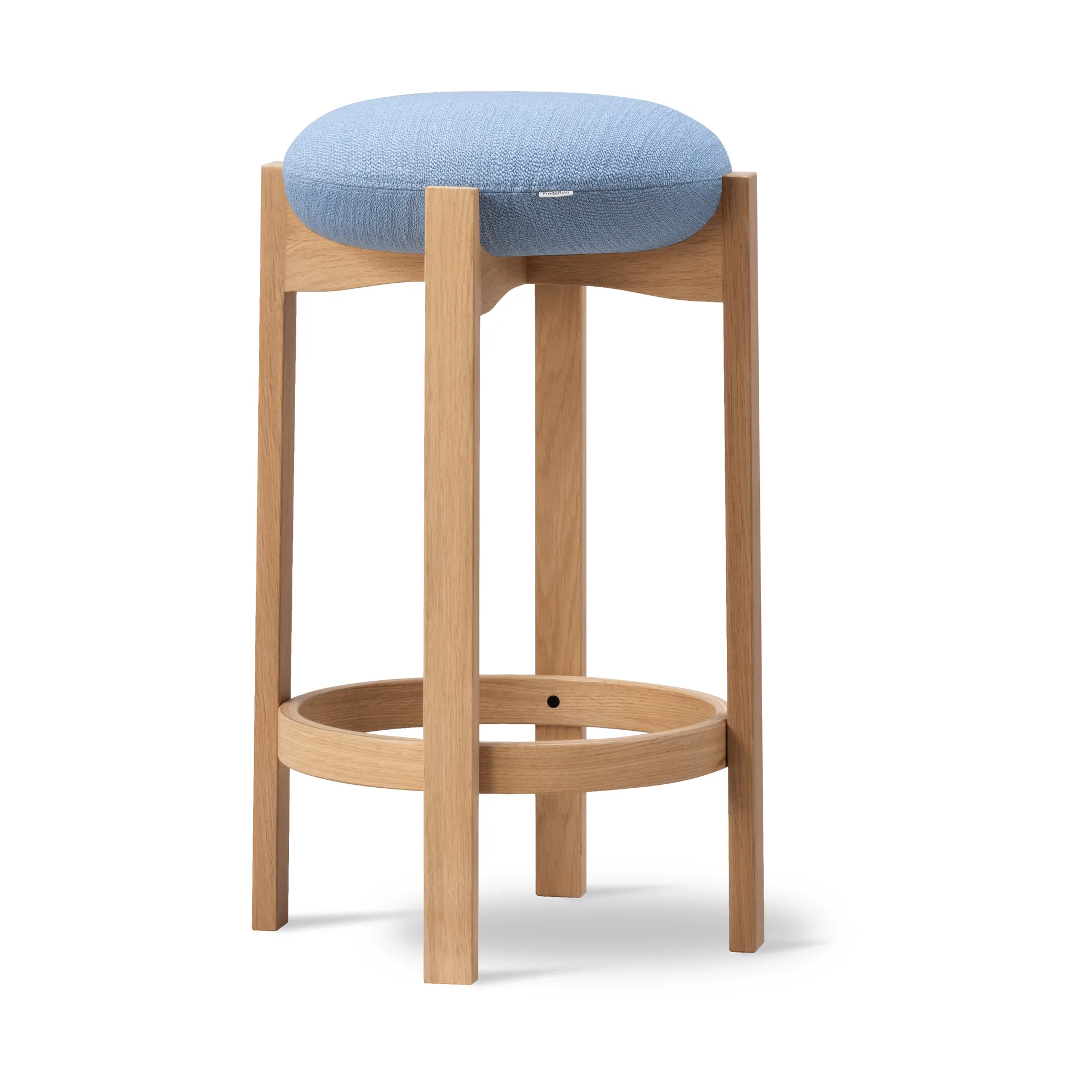 Pioneer krukstoel hoog, Odino PV82 light blue-gelakt eiken Fredericia Furniture