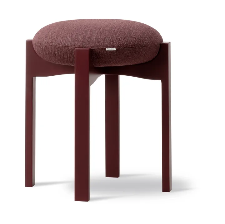 Pioneer poef laag - Odino RC43 bordeaux-bordeaux beuken - Fredericia Furniture