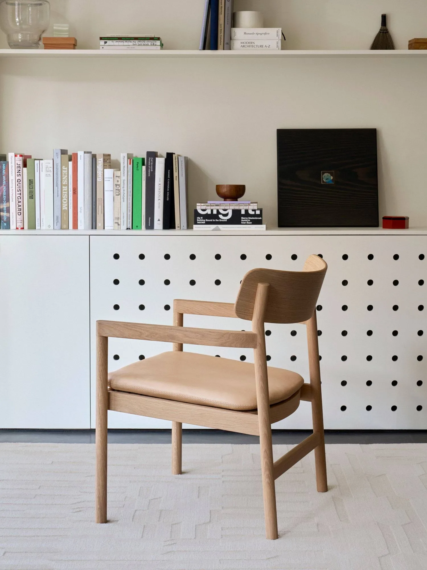 Post loungestoel, Vegeta leer-lichtgeolied eiken Fredericia Furniture