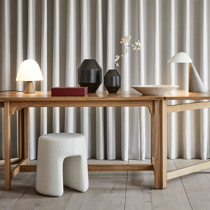 Sequoia poef, Schapenvacht moonlight Fredericia Furniture
