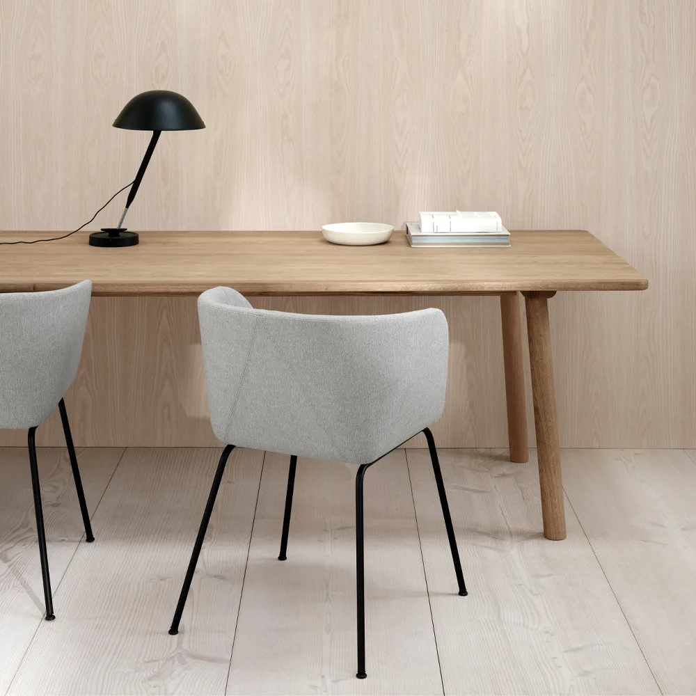 Taro 6106 eetkamertafel, Gerookte eik, 220x93,5 cm Fredericia Furniture