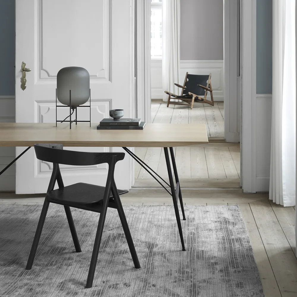 Yksi 3340 stoel, Zwart gelakte eik Fredericia Furniture