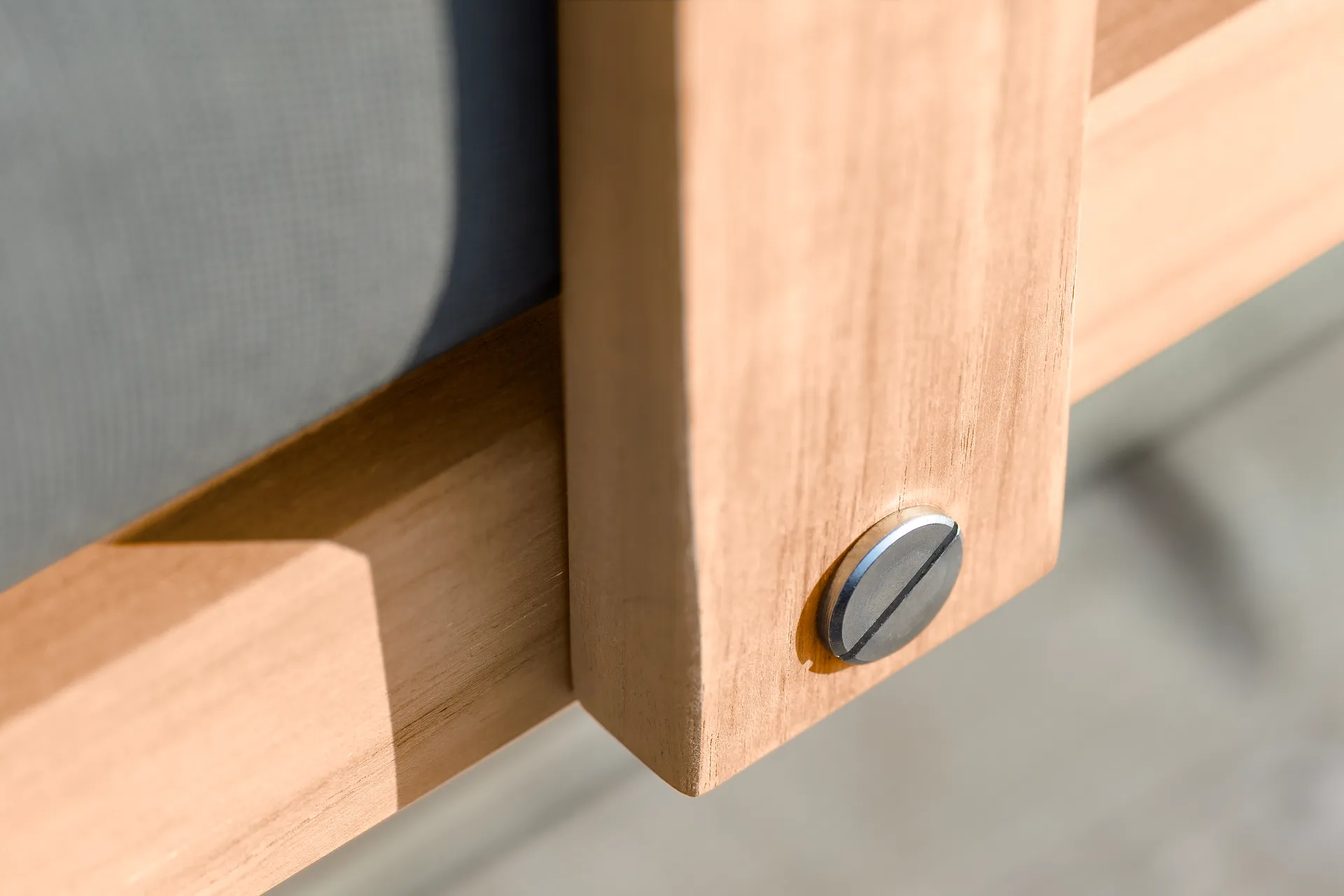 31 ligbed, Redwood, 78x171 cm Fri Form