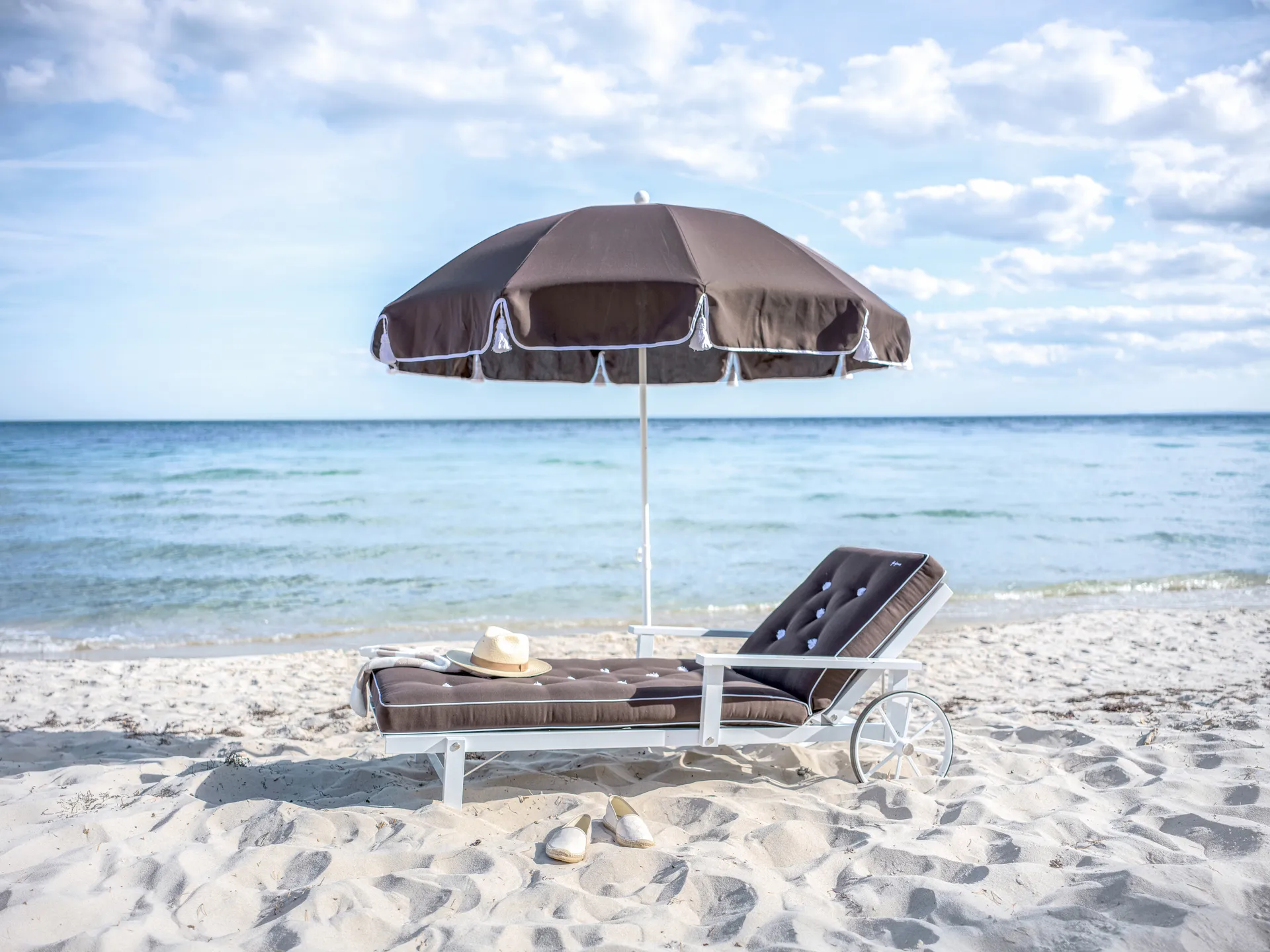 31 ligbed, Wit, 79x174 cm Fri Form