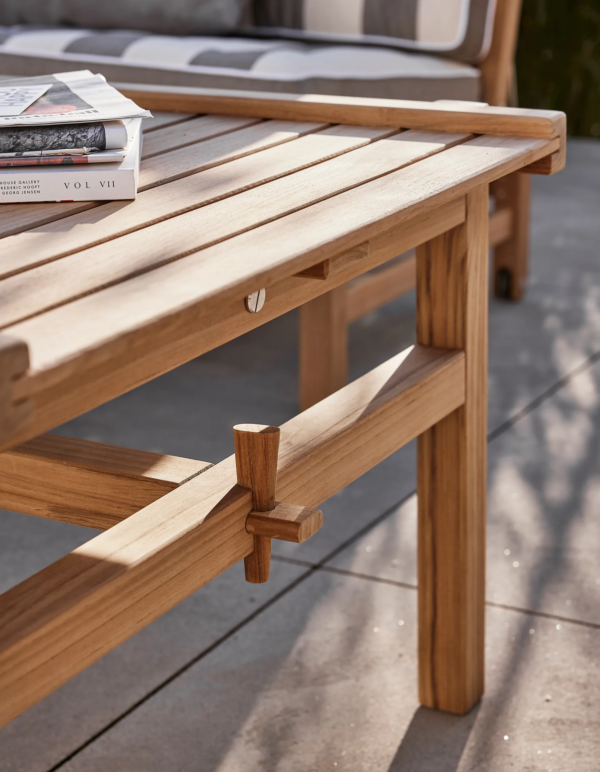 63 tafel, Teak, 150x73x51 cm Fri Form