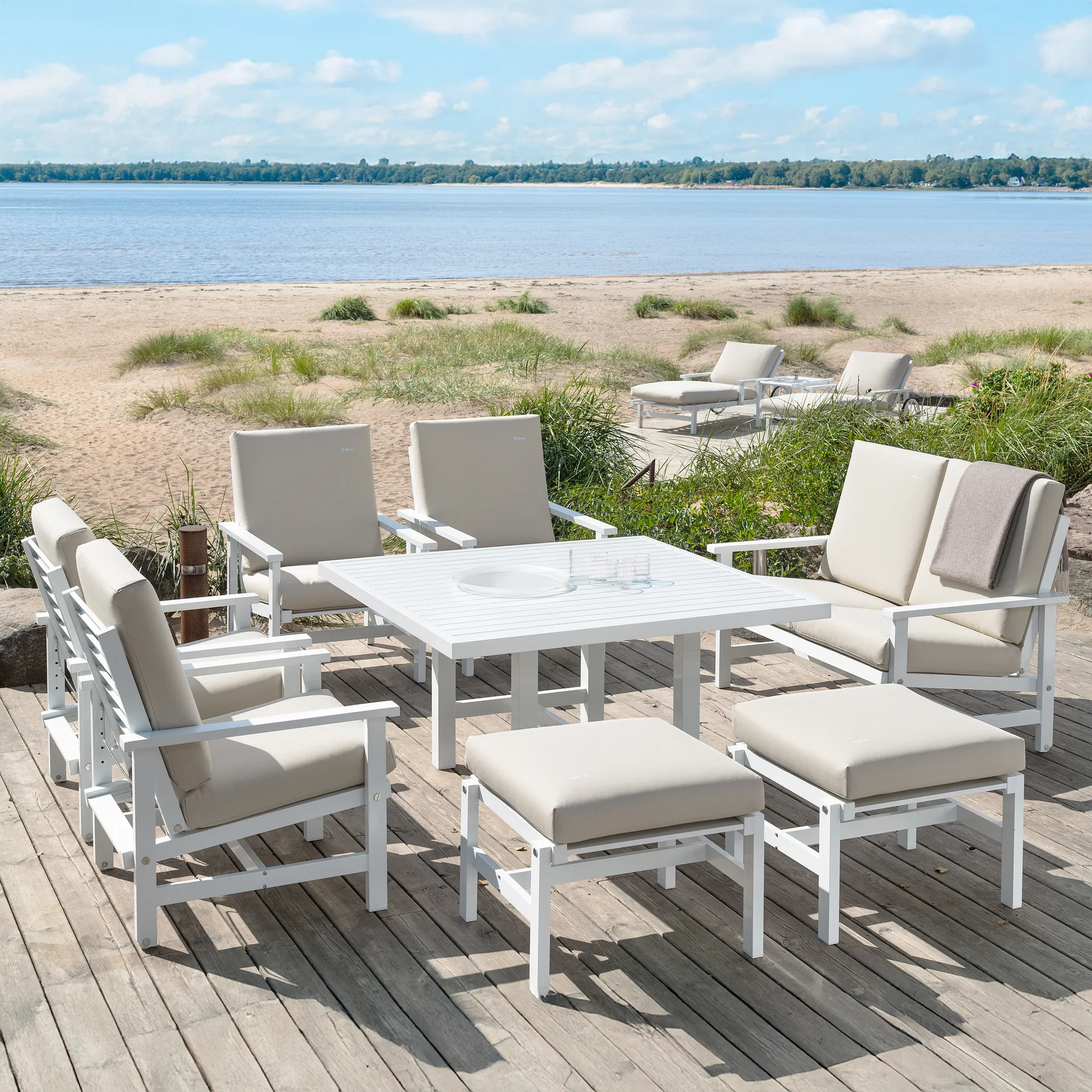 65 tafel, Wit, 124x122x72 cm Fri Form