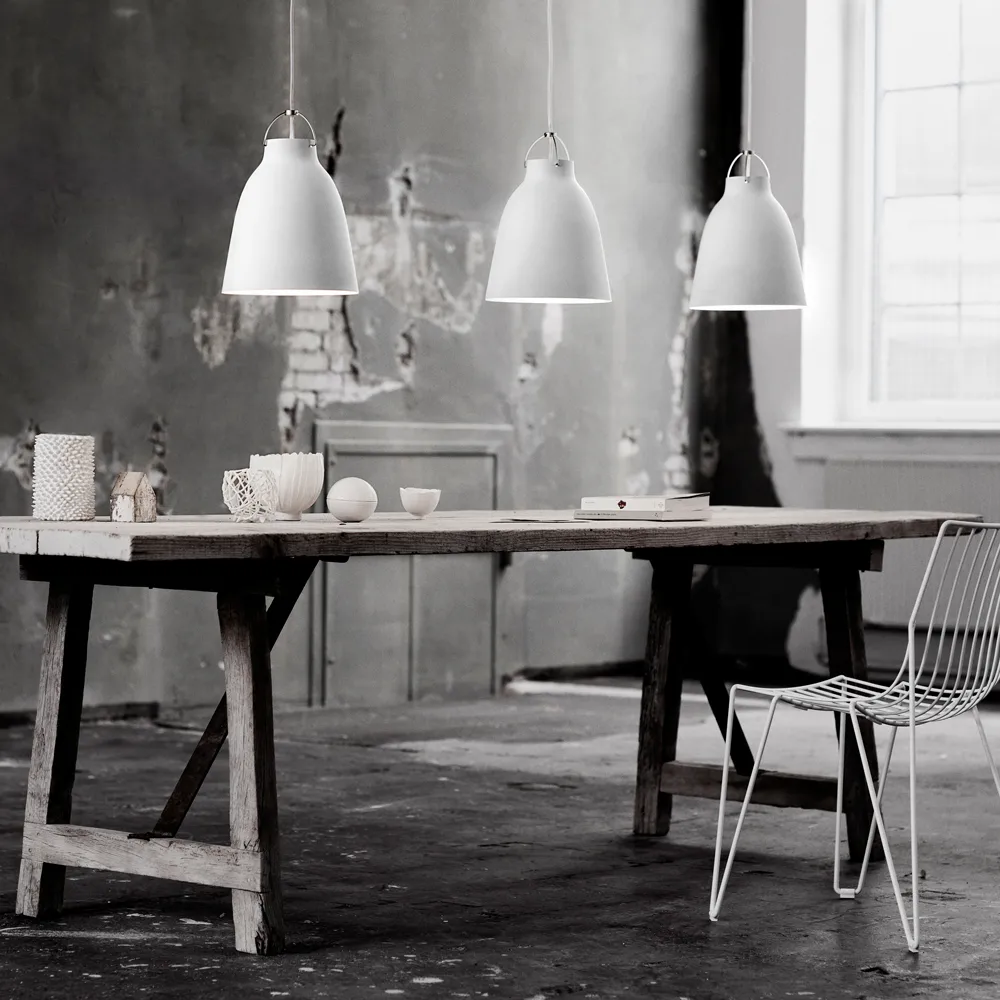 Caravaggio 2 Hanglamp, Zwart glanzend-rood textielsnoer Fritz Hansen