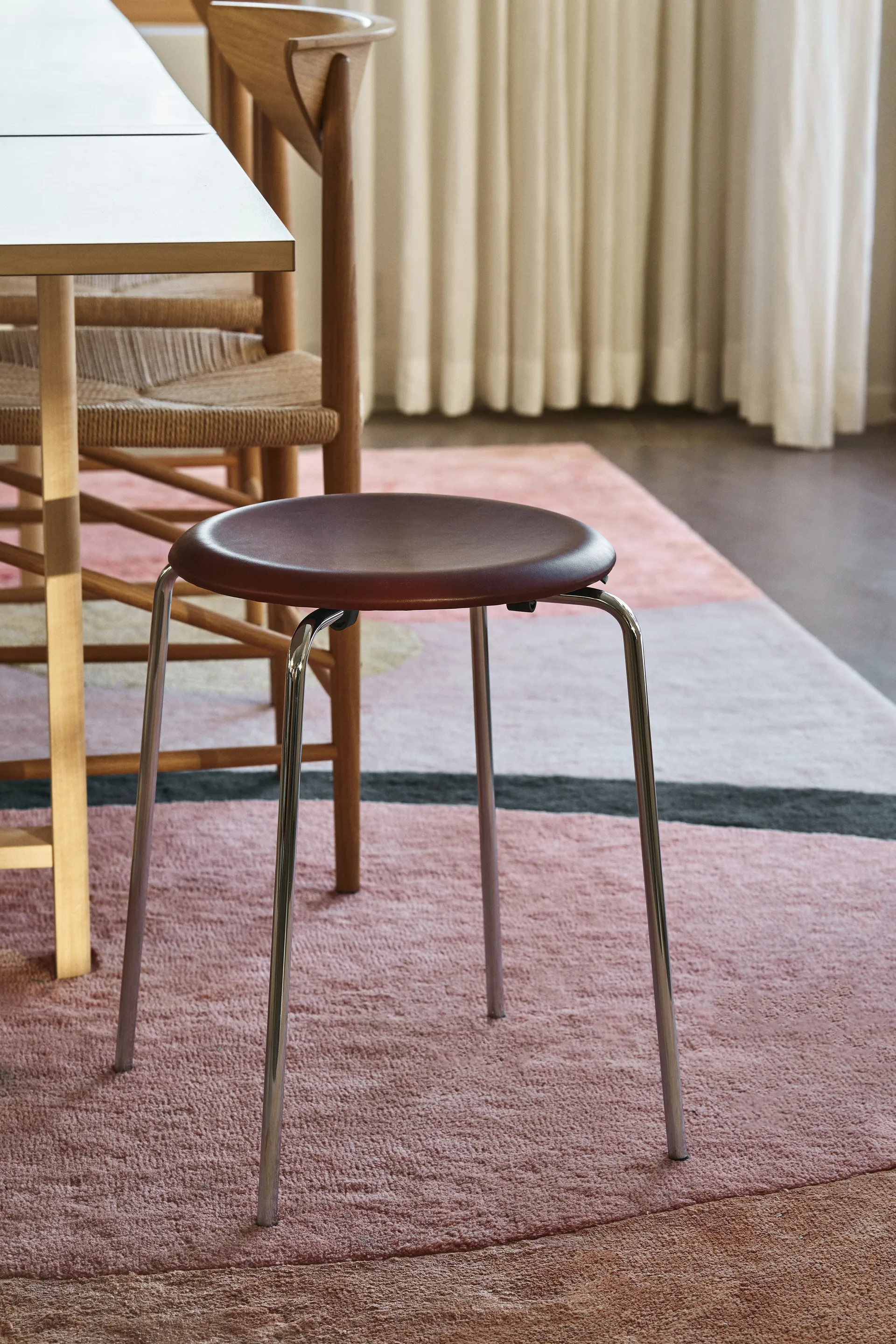 Dot leren kruk, Chestnut Fritz Hansen