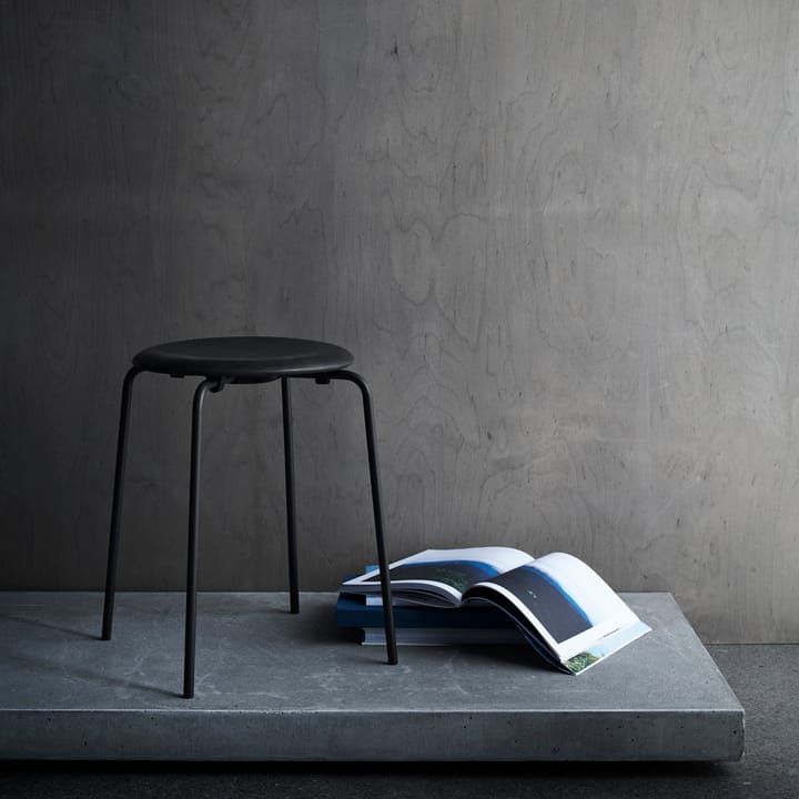 Dot leren kruk, Cowboyzwart Fritz Hansen