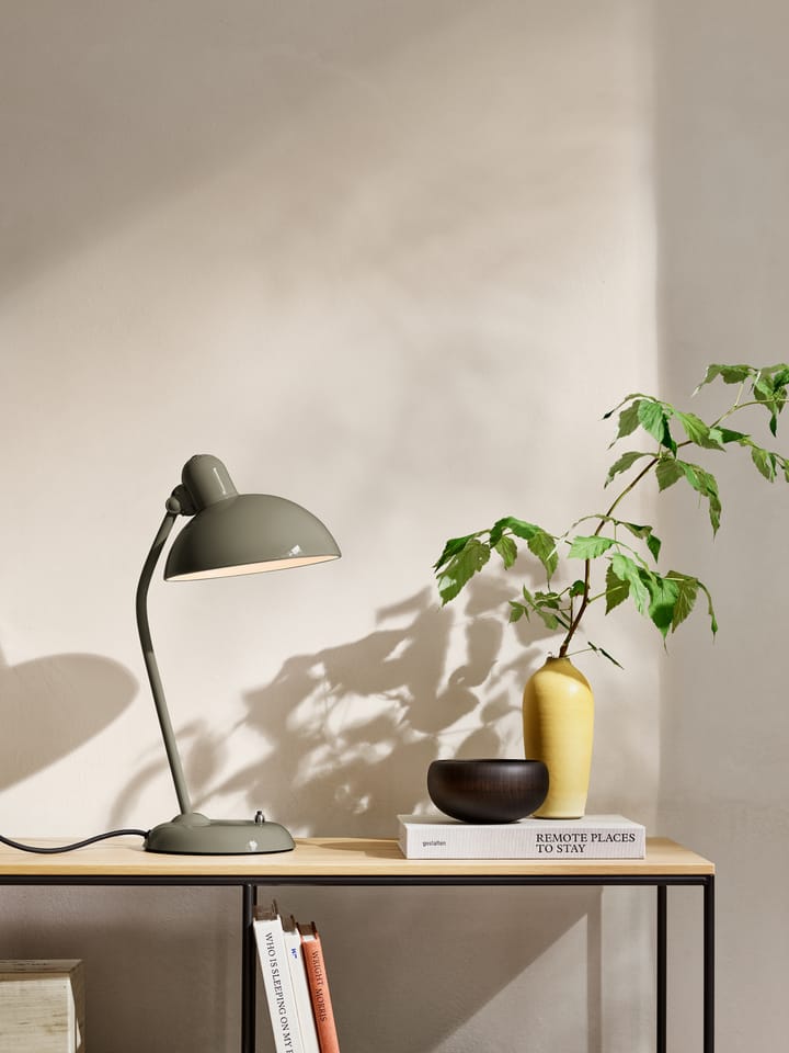 Kaiser Idell 6556-T tafellamp, Olive green Fritz Hansen