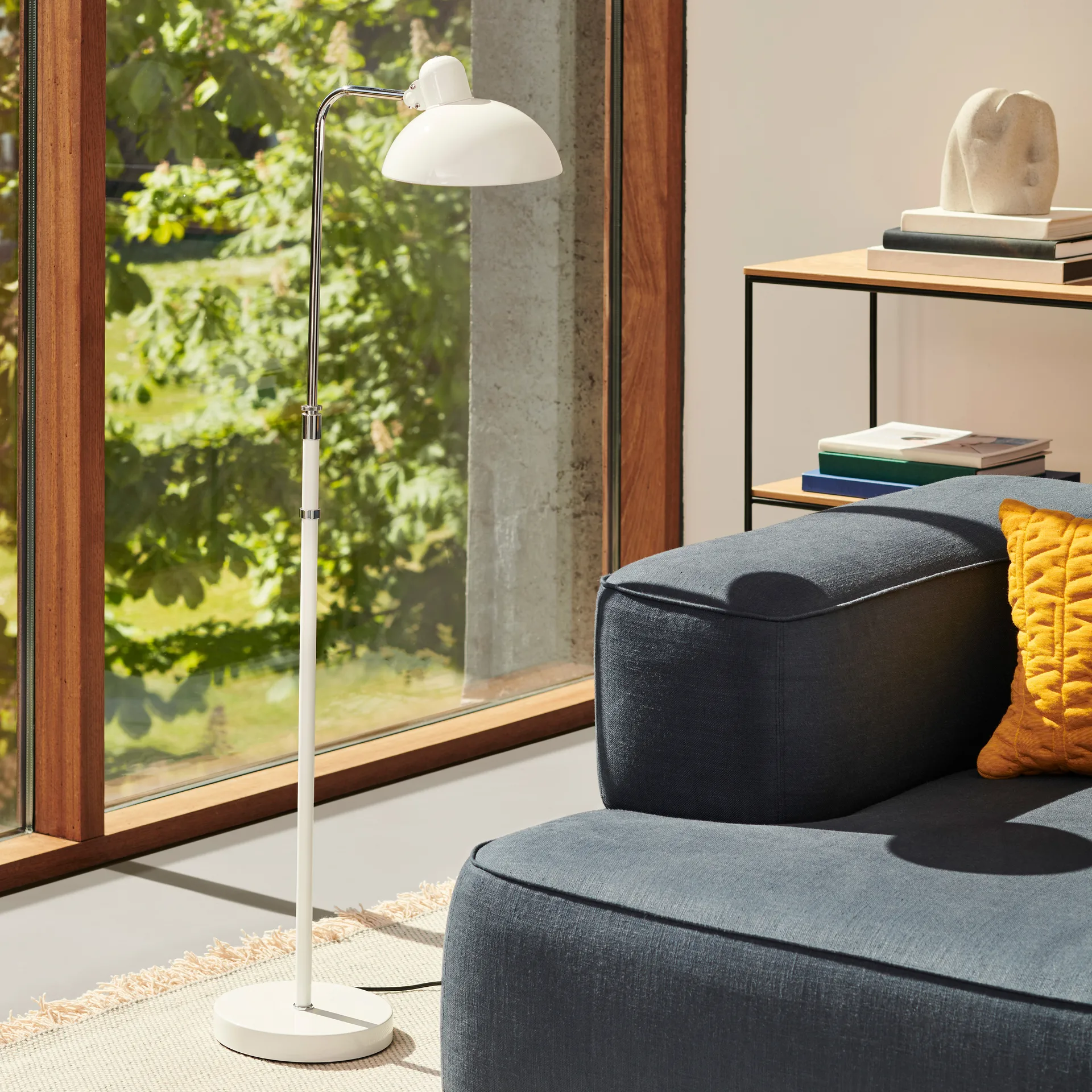 Kaiser Idell 6580-F Luxus vloerlamp, White Fritz Hansen