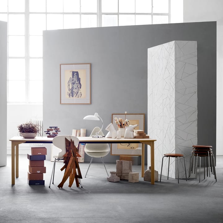 Kaiser Idell 6631-T Luxus tafellamp, Wit Fritz Hansen