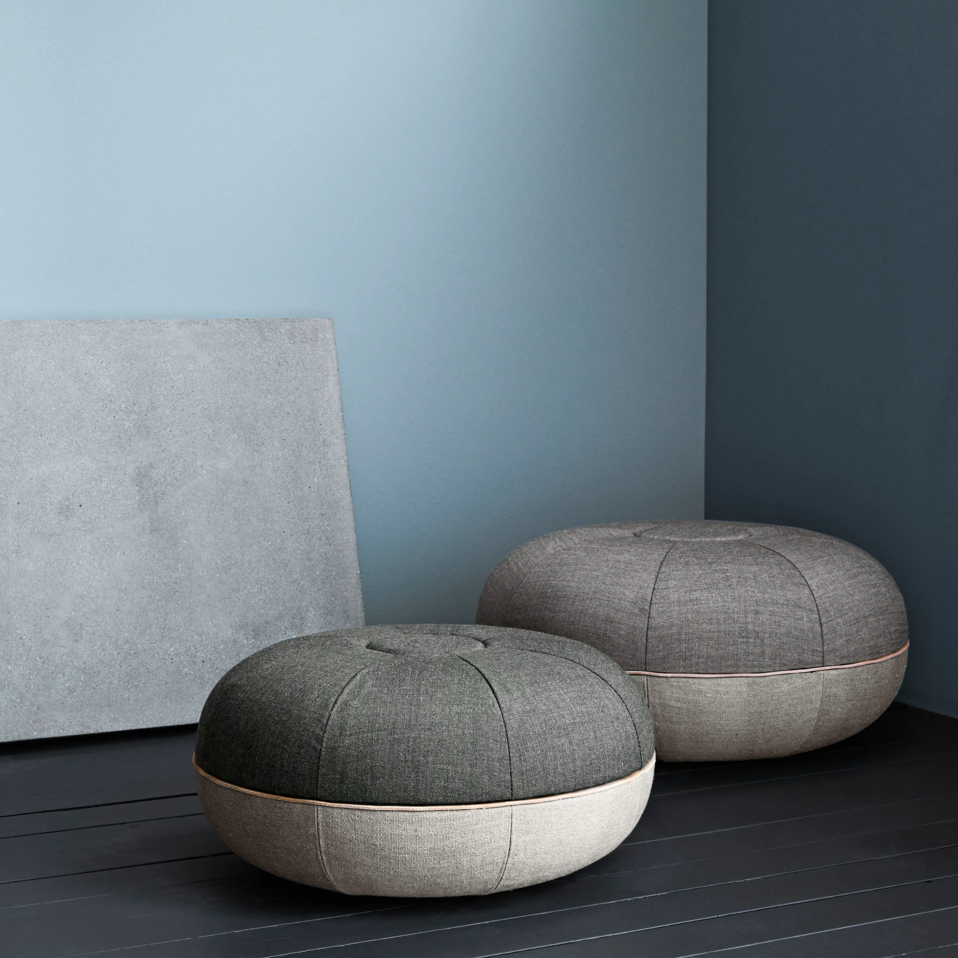 Pouf sit zitkussen, klein, Leisteen Fritz Hansen