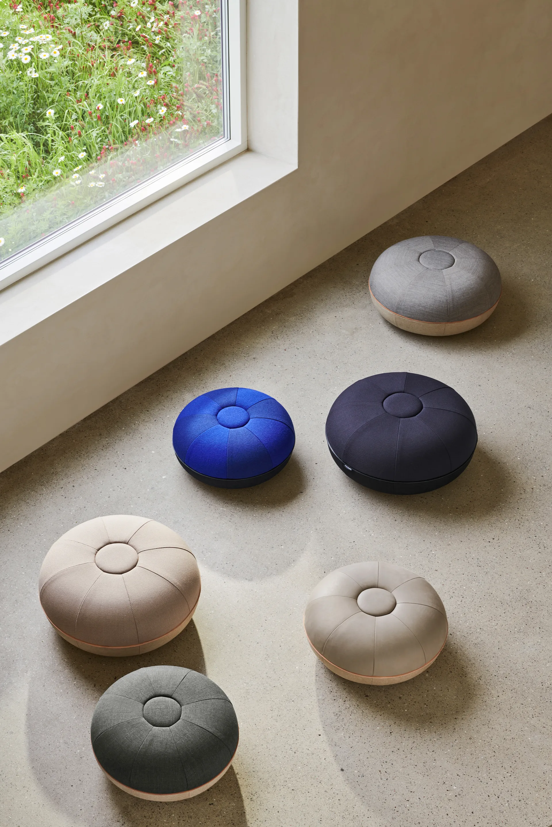 Pouf sit zitkussen, klein, Light grey Fritz Hansen