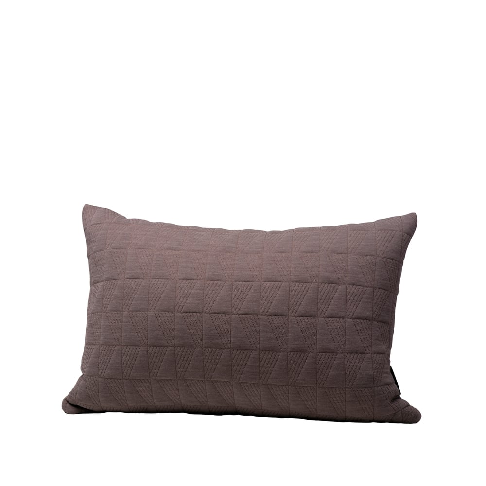 Fritz Hansen Trapez kussen 60x40 cm Earth Brown | Scandinavisch Interieur | Kussens | Bruin