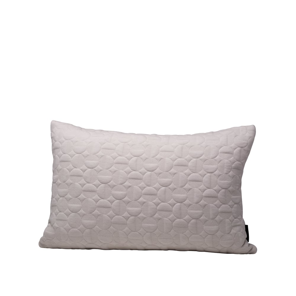 Fritz Hansen Vertigo kussen 60x40 cm Sand | Scandinavisch Interieur | Kussens | Beige