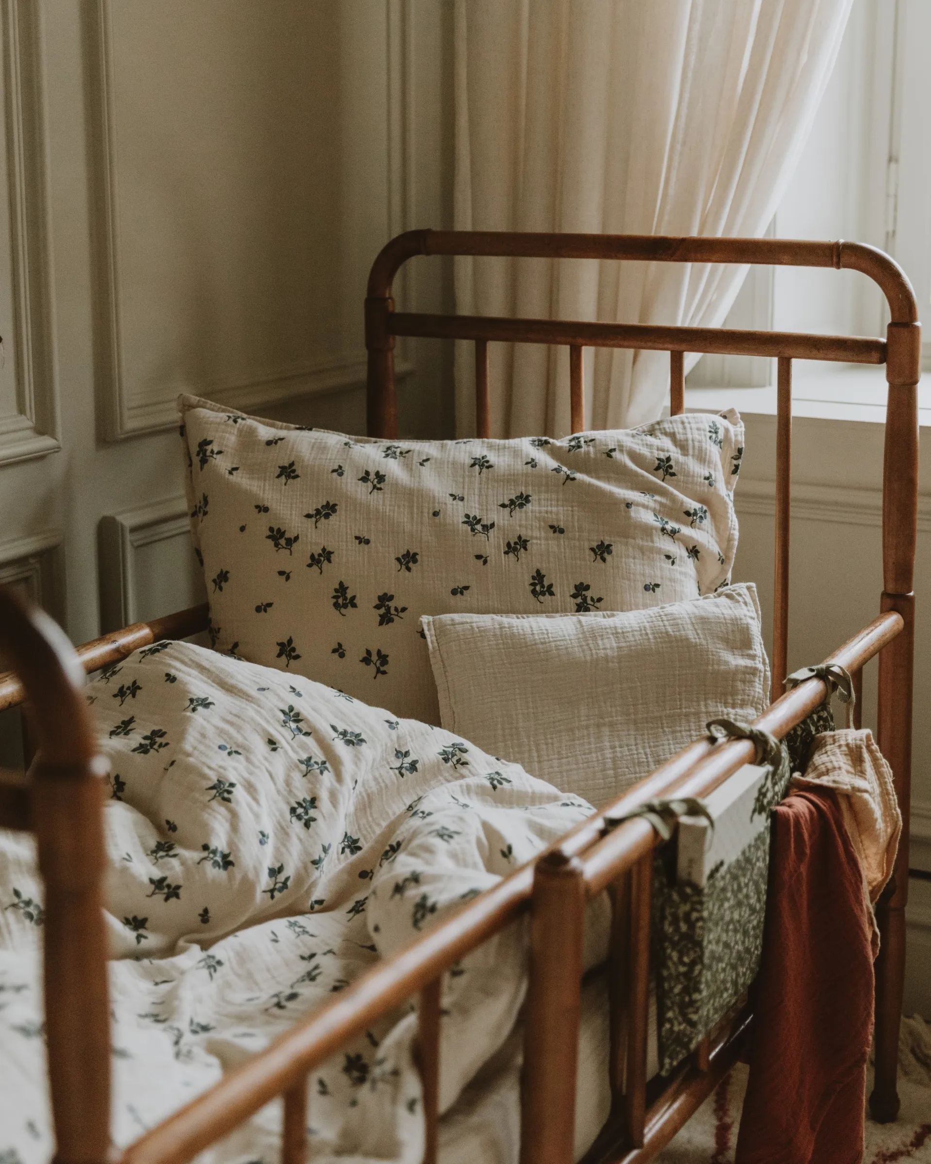 Blueberry Muslin beddengoedset junior, 100x130 cm/35x55 cm Garbo&Friends