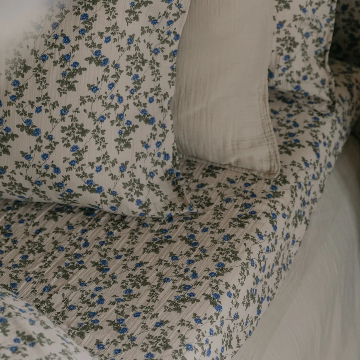 Dainty Muslin hoeslaken, 140x200x30 cm Garbo&Friends