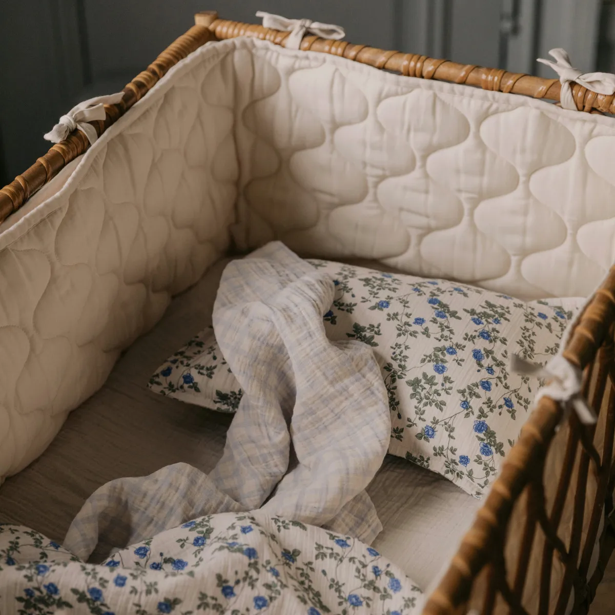 Dainty Muslin junior beddengoedset, 100x130/35x55 cm Garbo&Friends