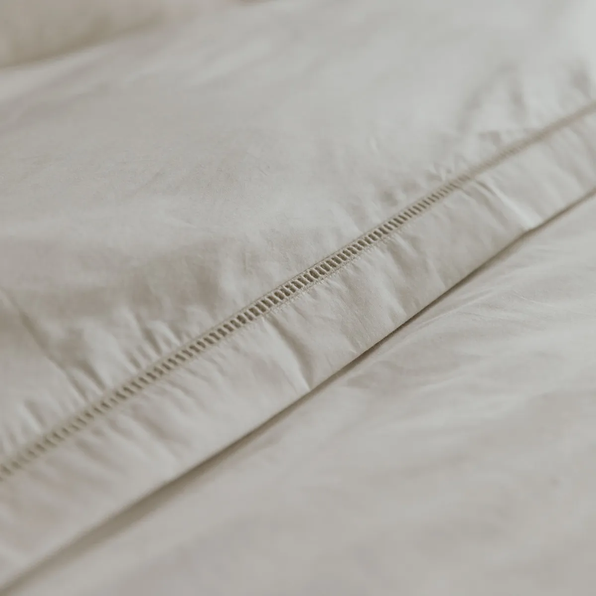 Pearl Ladder Lace dekbedovertrek dubbel, 220x220 cm Garbo&Friends