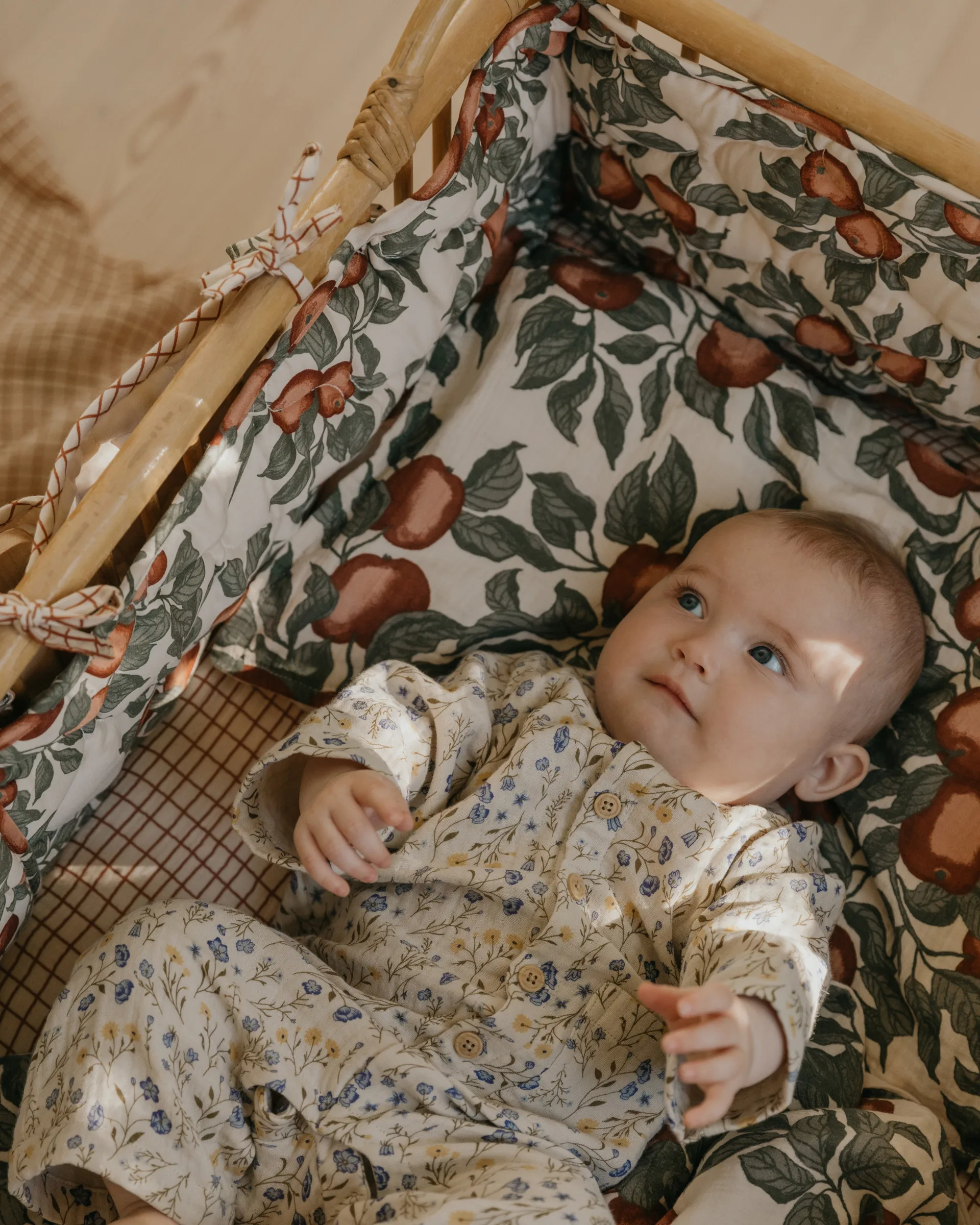 Pomme Satin Quilted bed bumper, 360x30x0,5 cm Garbo&Friends