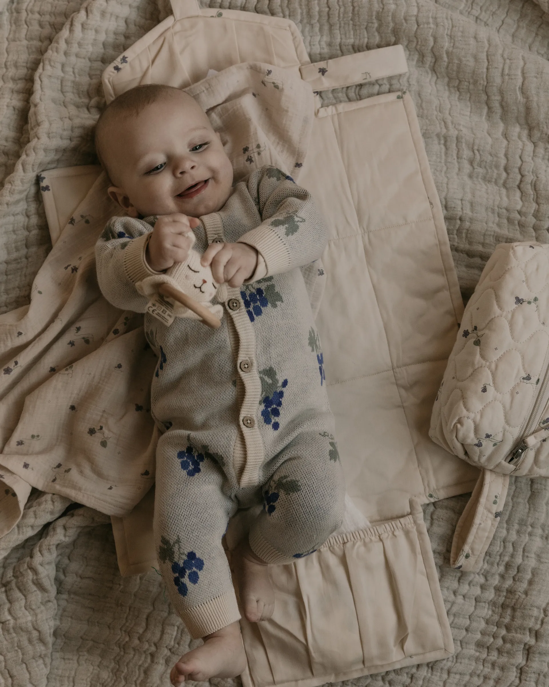 Viola Satin change to go, draagbare verschoningsmat, 46x80 cm Garbo&Friends