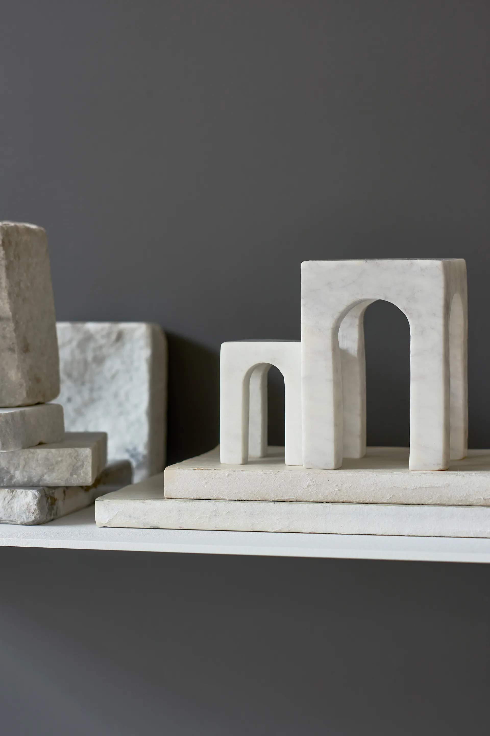 Arkis boekensteun 3-delig, Wit Gejst