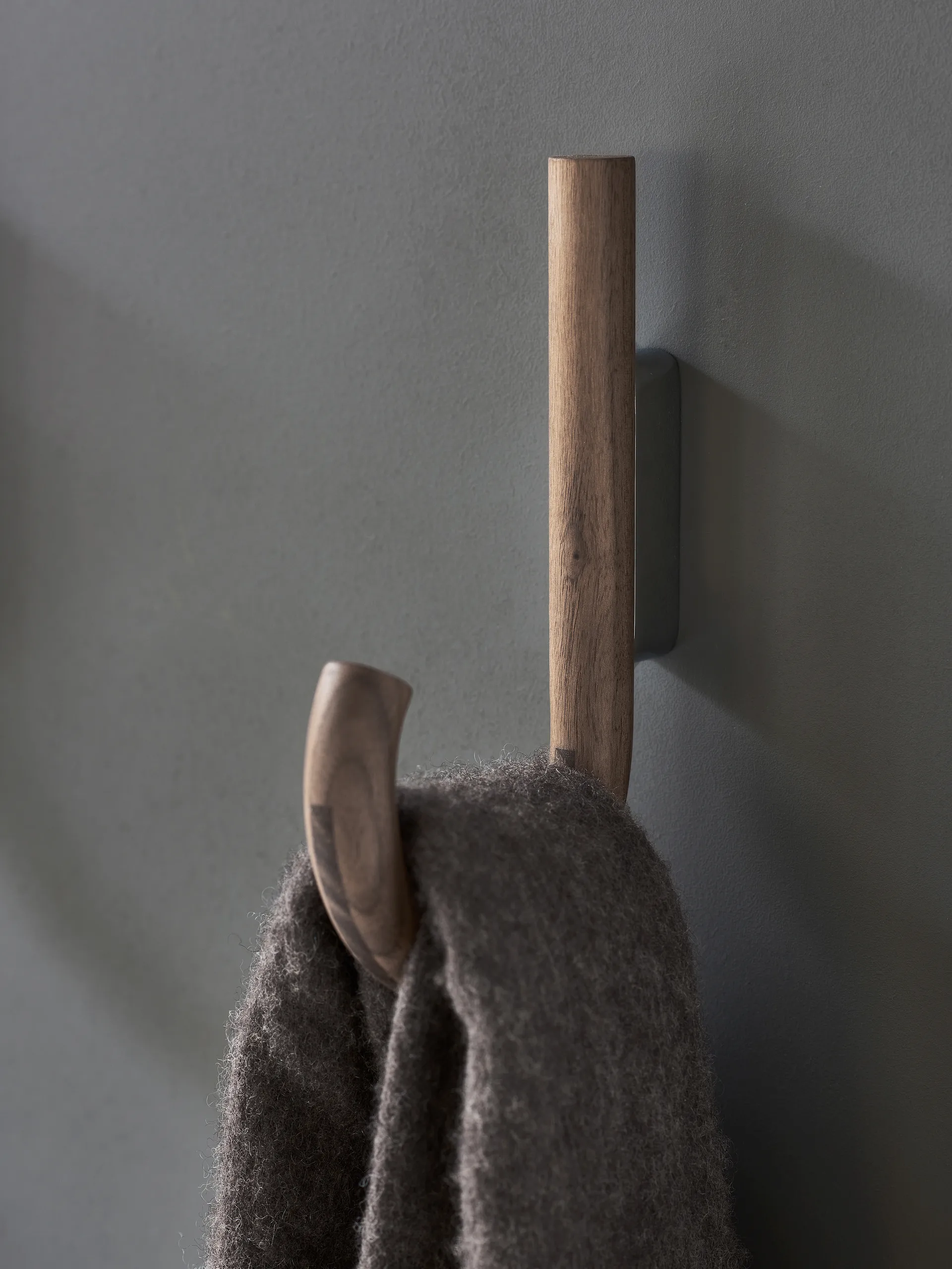 Hook haak 19 cm, Walnoot-zwart Gejst