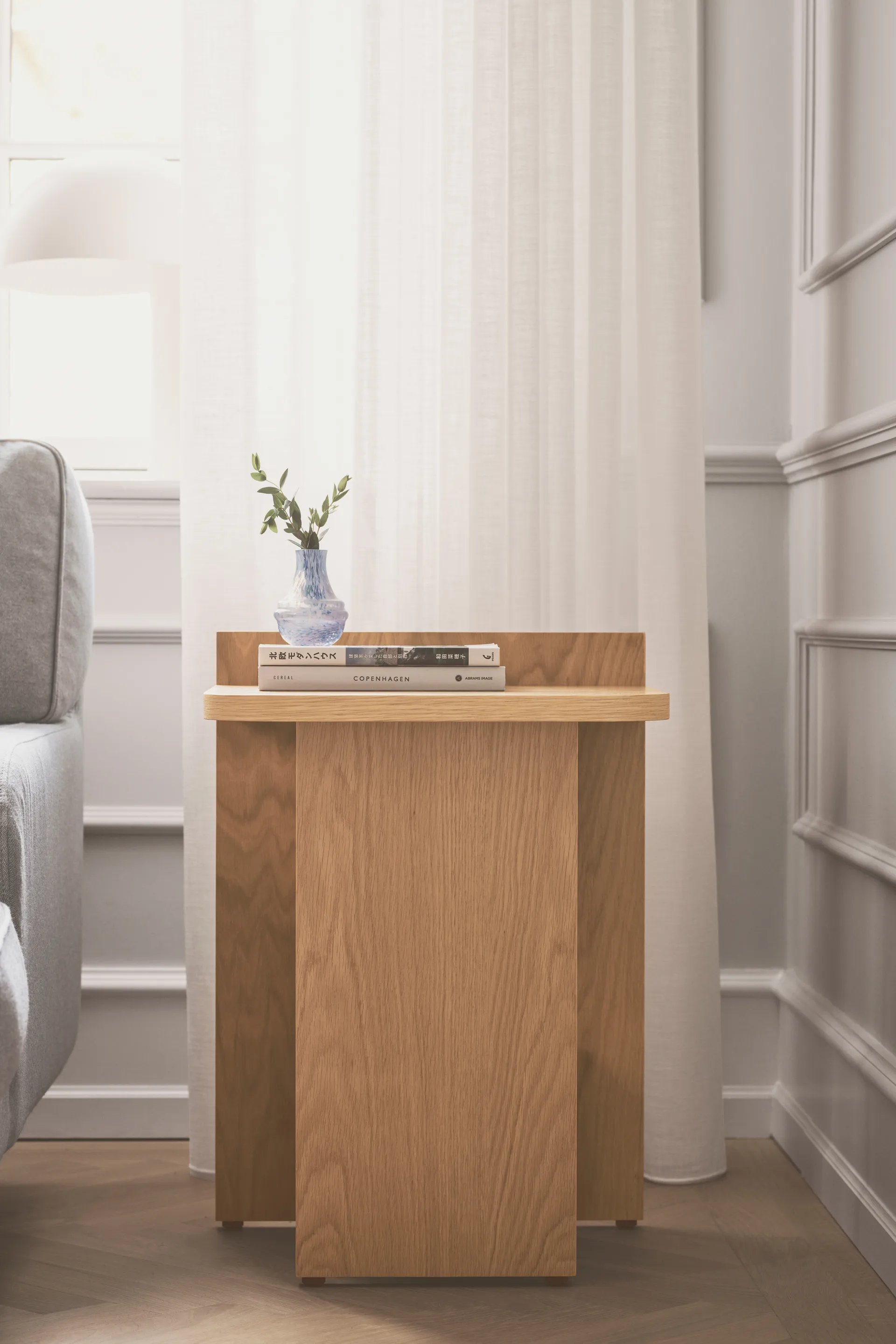 Ismo bijzettafel, Eik Gejst