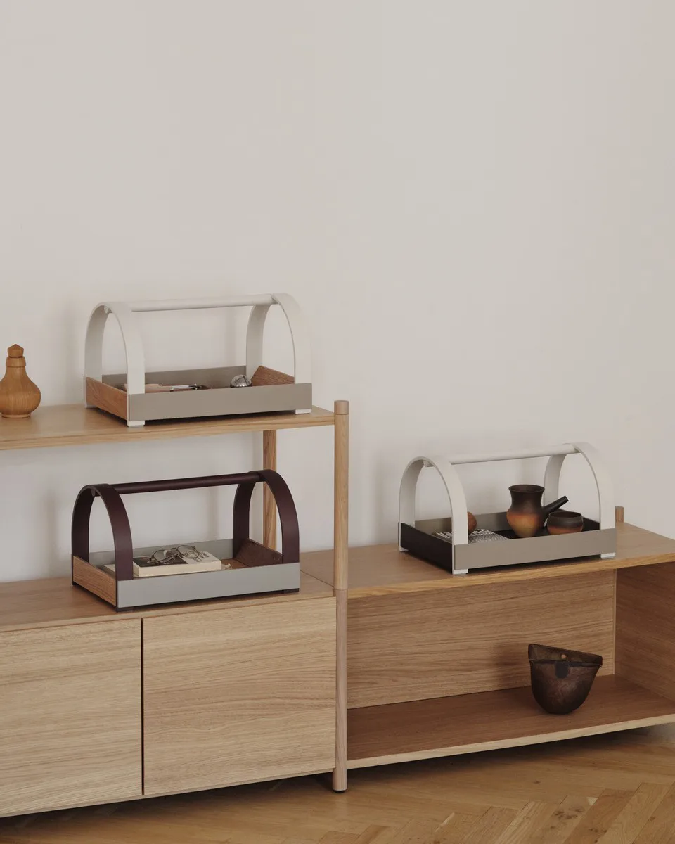 Kydo dienblad met handgrepen 40,5x27x23,5 cm, Donkere eik-beige white Gejst