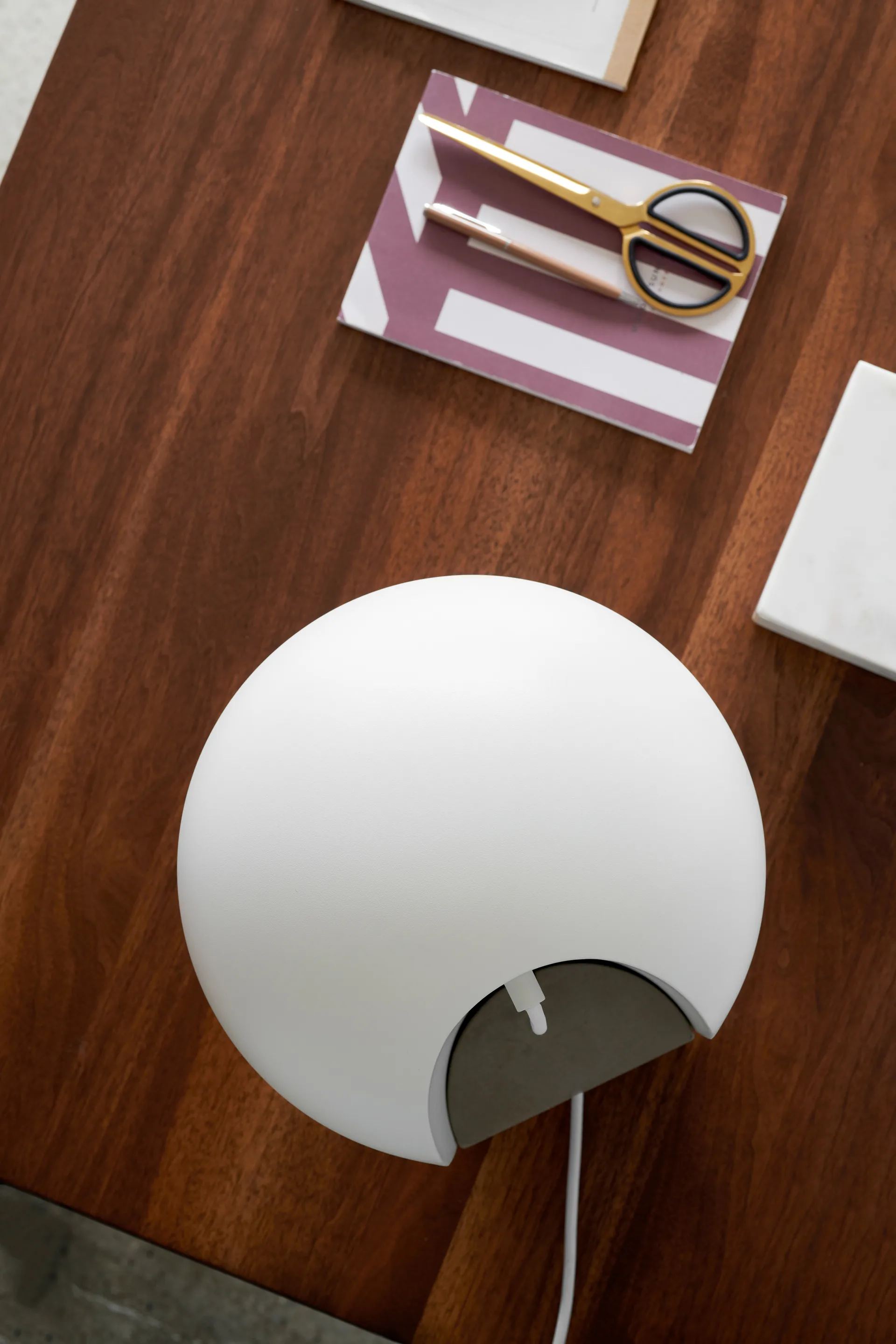 Leery tafellamp 40 cm, Wit Gejst