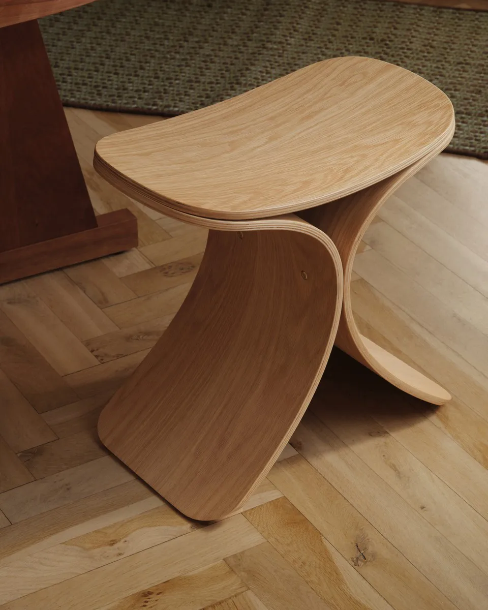 Luno kruk 48x28x72 cm, Eikenhout Gejst