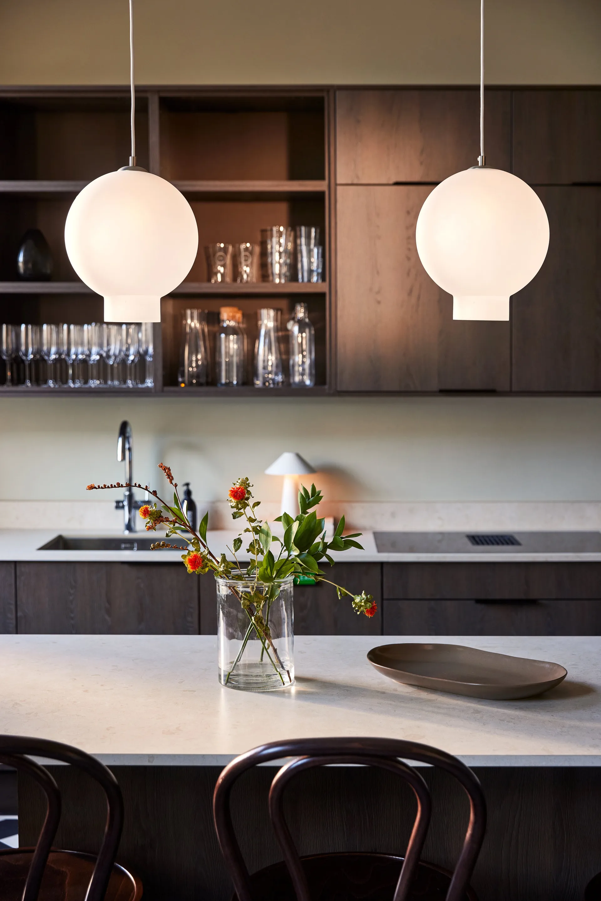 Bams 25 hanglamp, Mat wit Globen Lighting