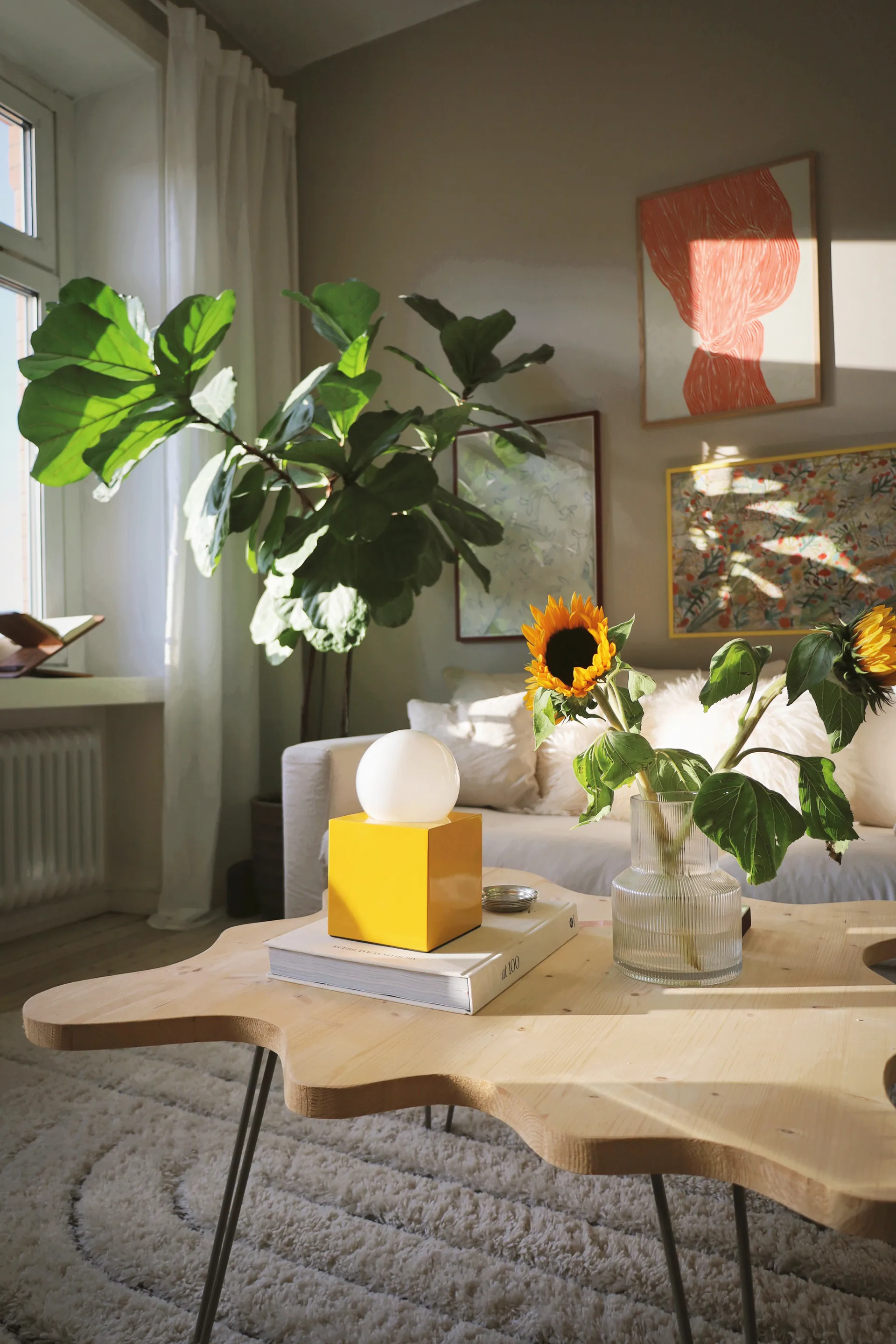 Bob 14 tafellamp, Gul Globen Lighting