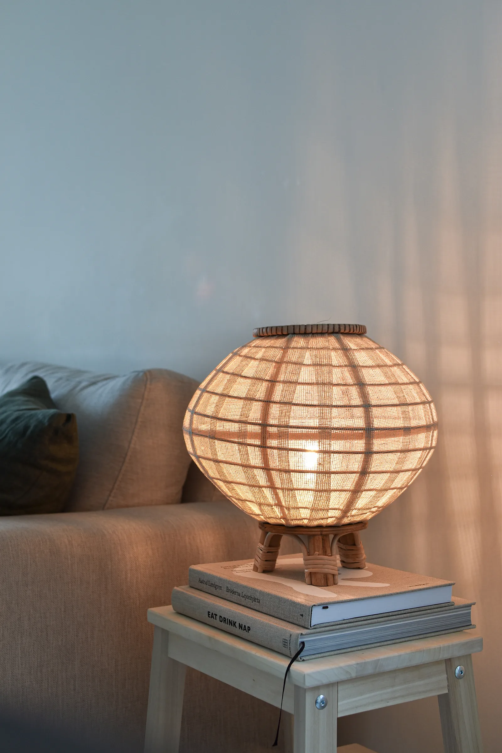 Borneo tafellamp Ø30 cm, Natuur Globen Lighting